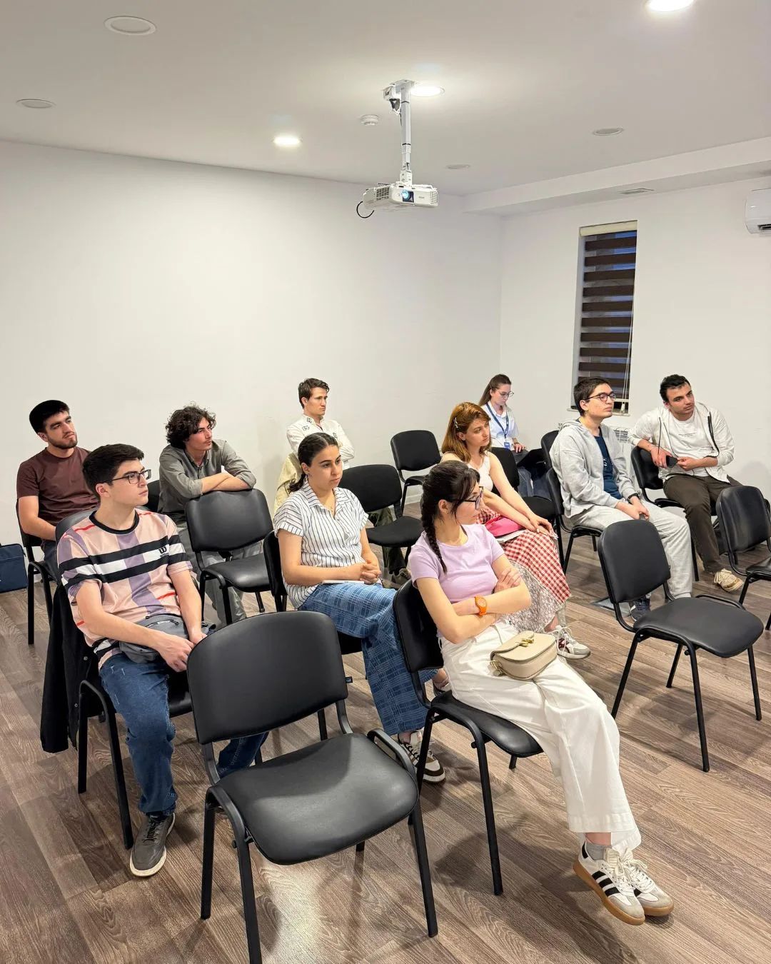 A seminar on whether AI can make people unemployed or rich